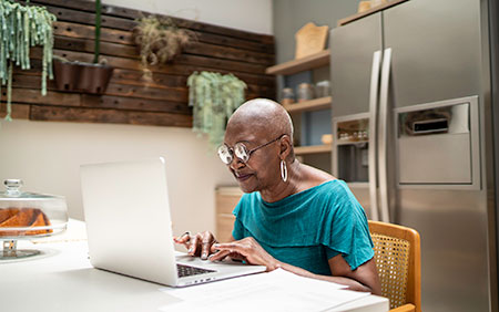 Join an Online Cancer Community