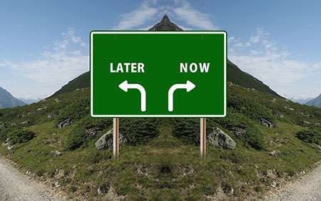 Sharing Your Cancer Diagnosis: Now or Later?