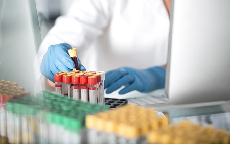 Can These Researchers Catch Cancer Much Earlier Than Ever Before?