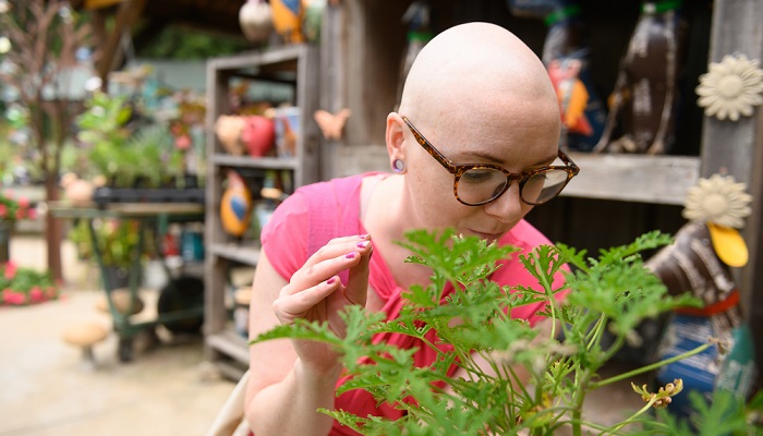 Cancer survivor shopping for plants 