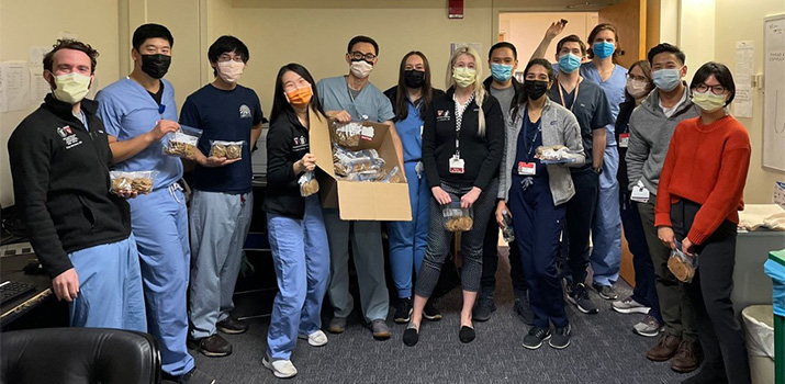 R1 radiology residents delivering cookies